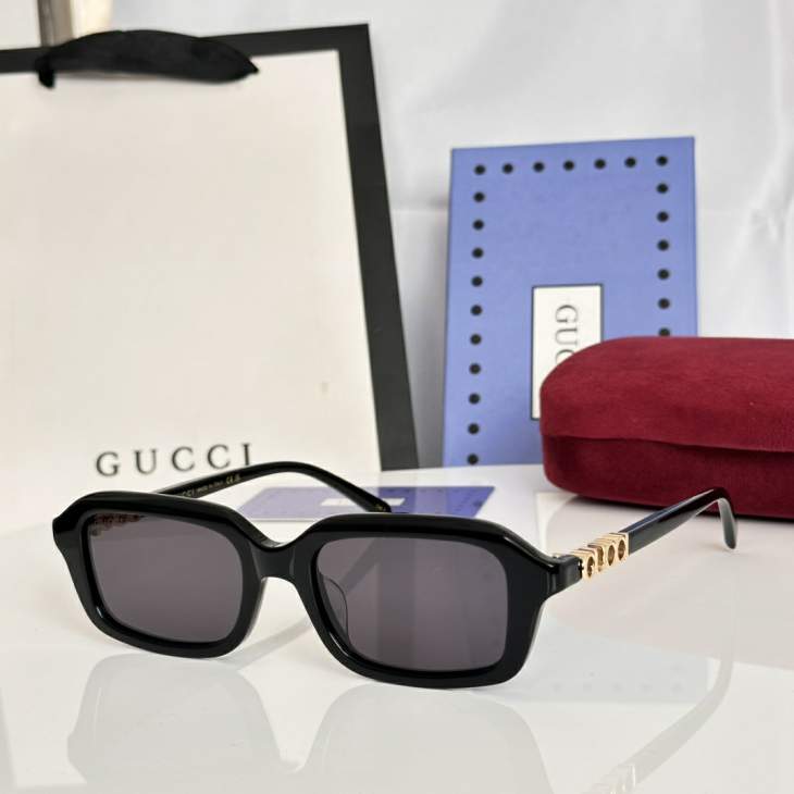 Picture of Gucci Sunglasses _SKUfw79338103fw